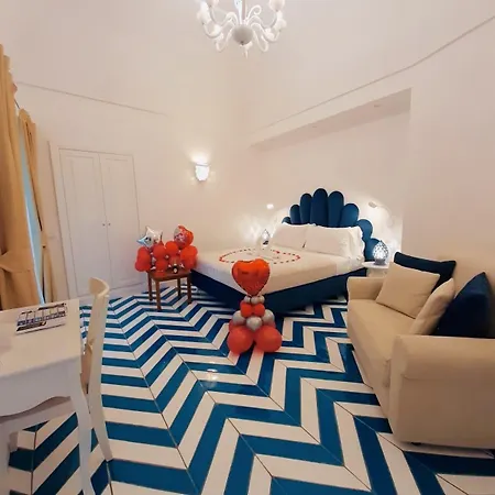 Diamond Luxury بيت ضيافة بوسيتانو