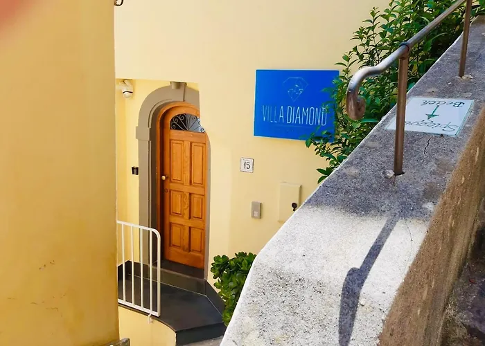 Diamond Luxury Pensión 4*