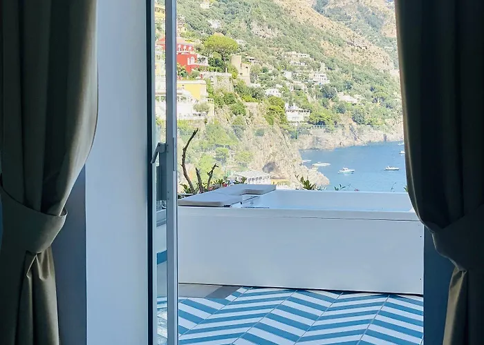 Pensión Diamond Luxury 4*