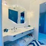 Diamond Luxury 招待所 4*