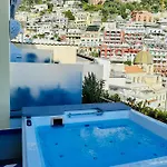 Diamond Luxury 4* 波西塔諾